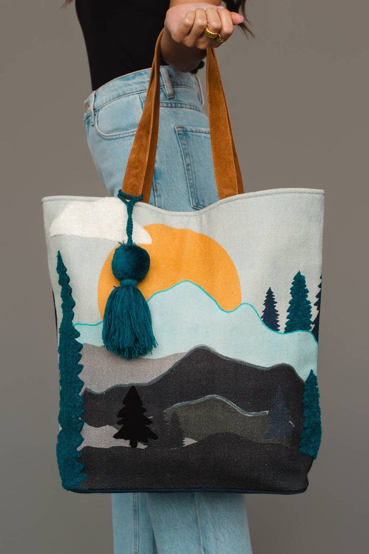 Mountain Scene Tote