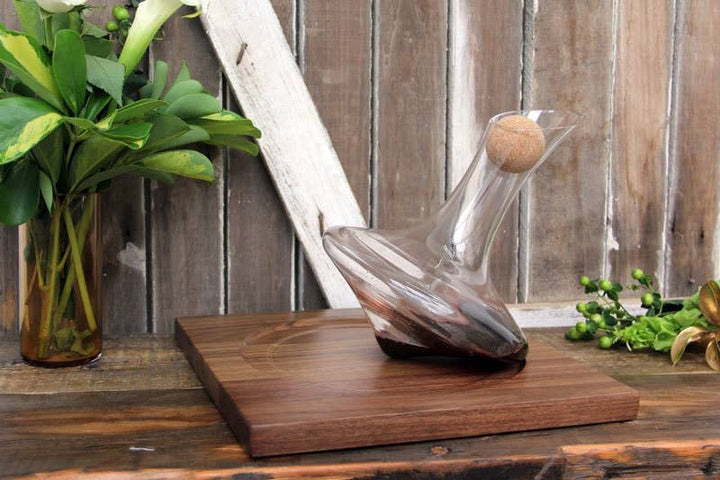 Just Right Revolving Wine Decanter