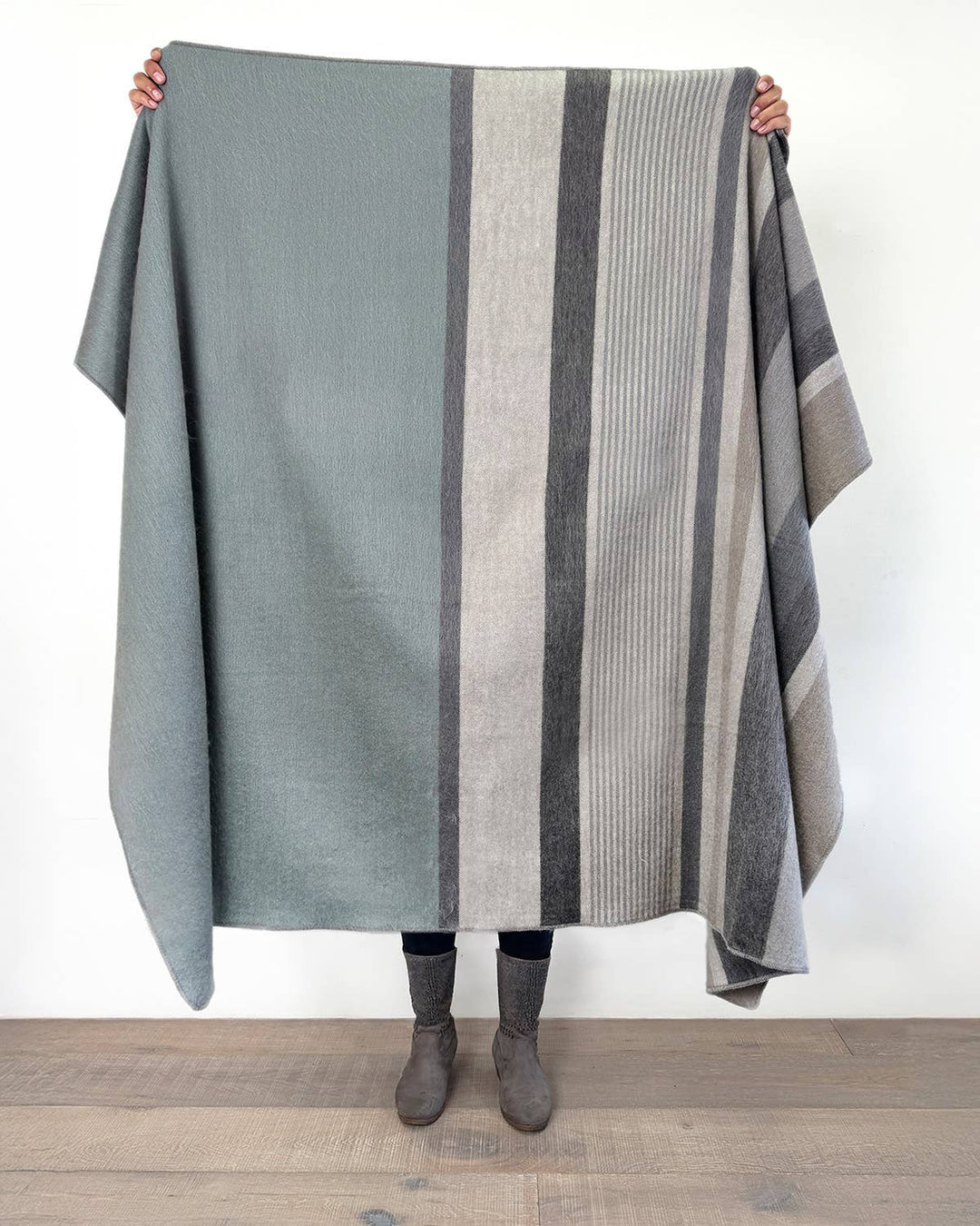 Alpaca Throw - Silverlake: Throw