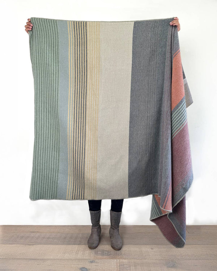Alpaca Throw - Spectrum: Throw