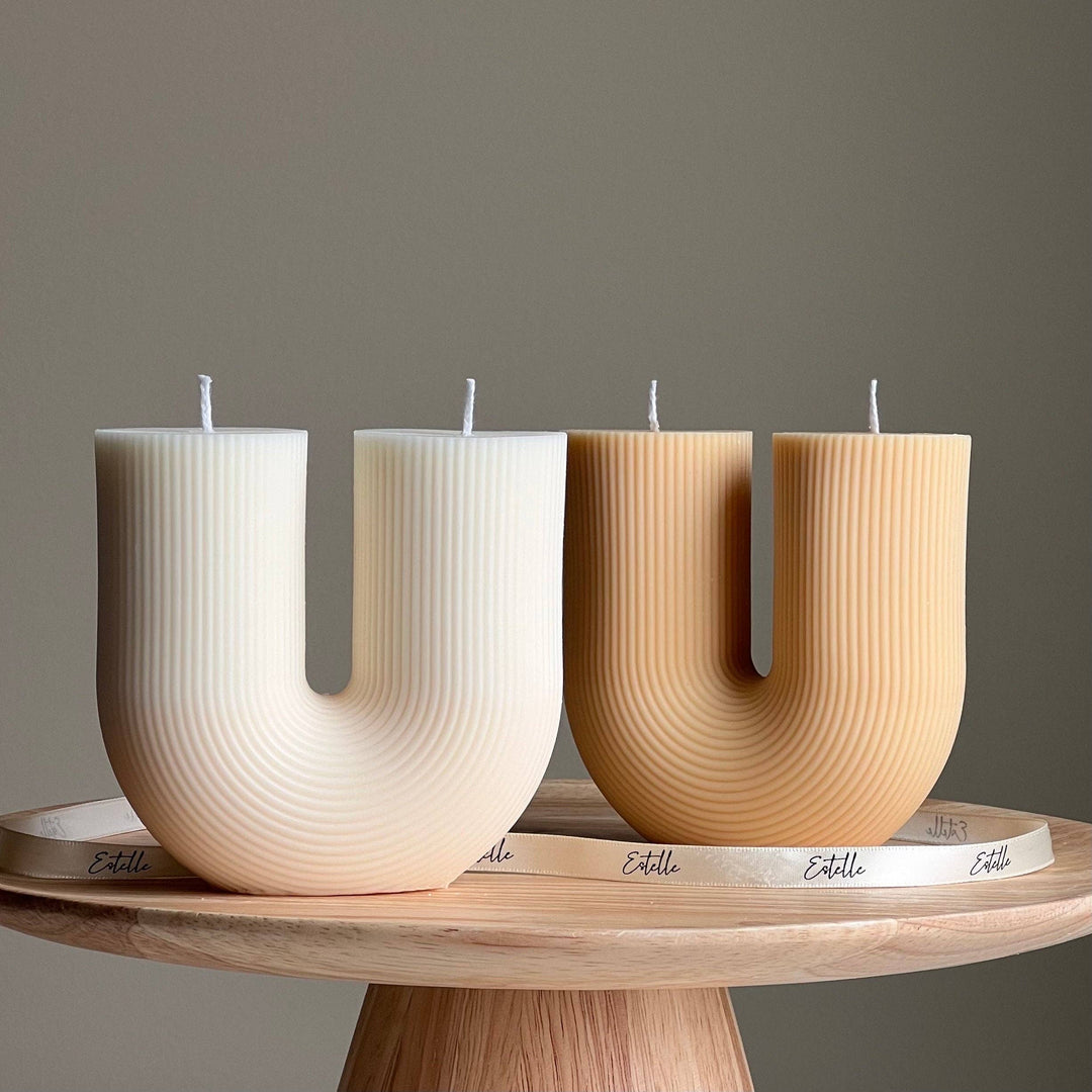 Large Ribbed U Shaped Candle: Cream