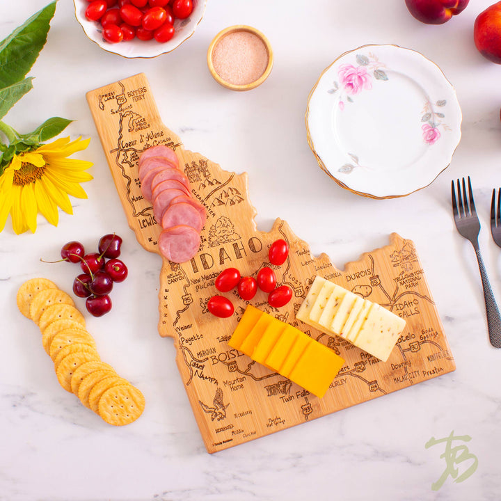 Destination Idaho Cutting Board with Engraved Artwork