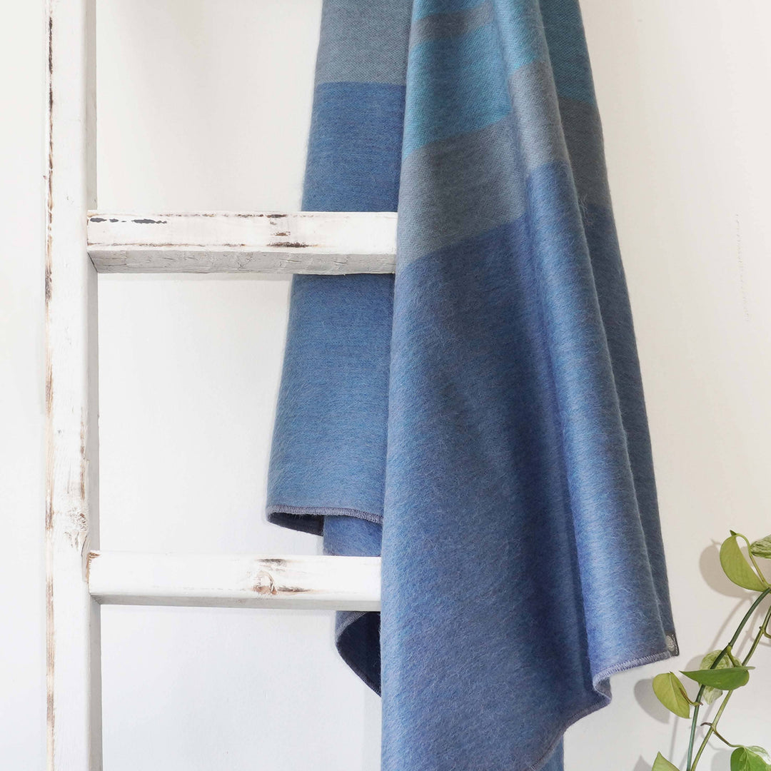 Alpaca Throw Blanket - Tide Water