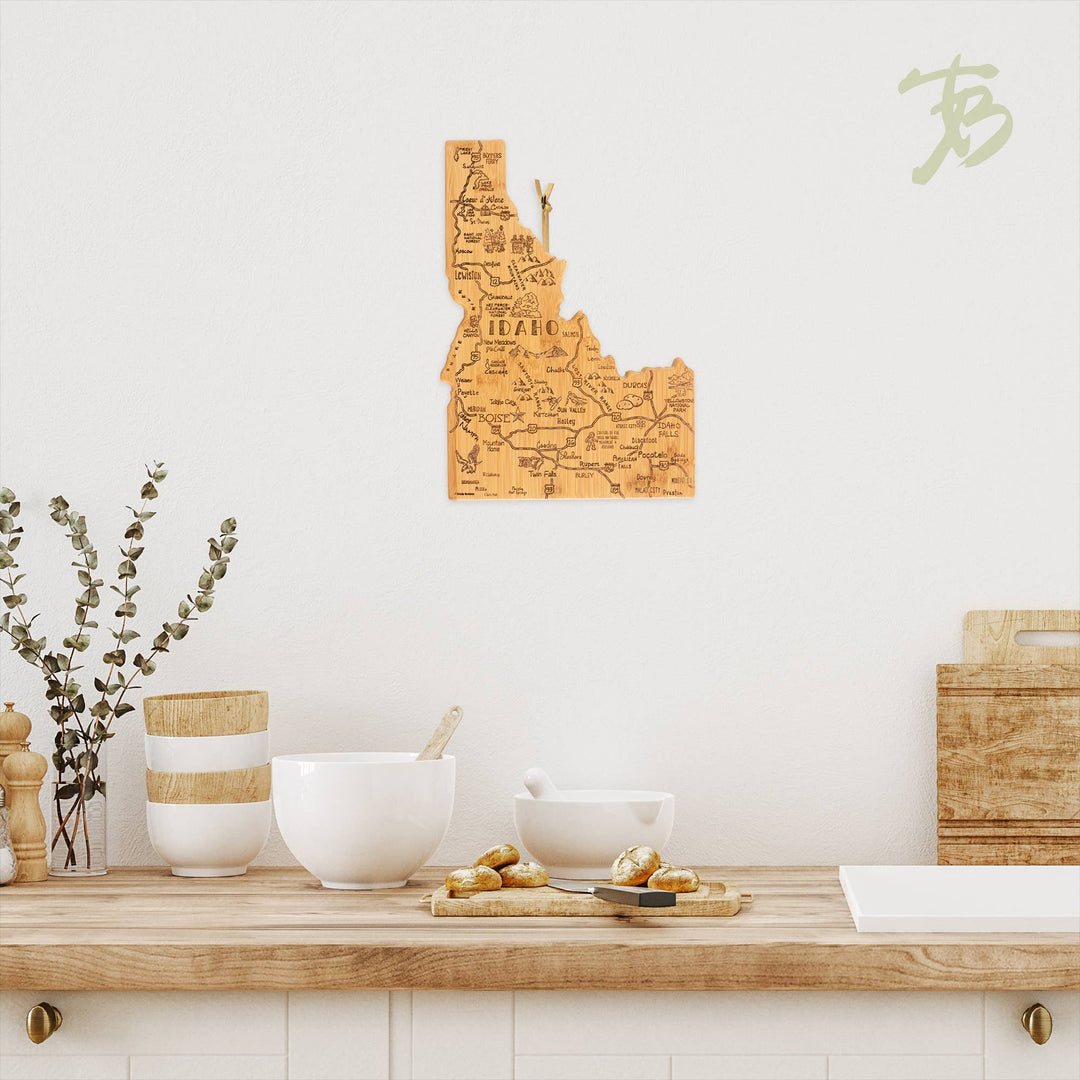 Destination Idaho Cutting Board with Engraved Artwork