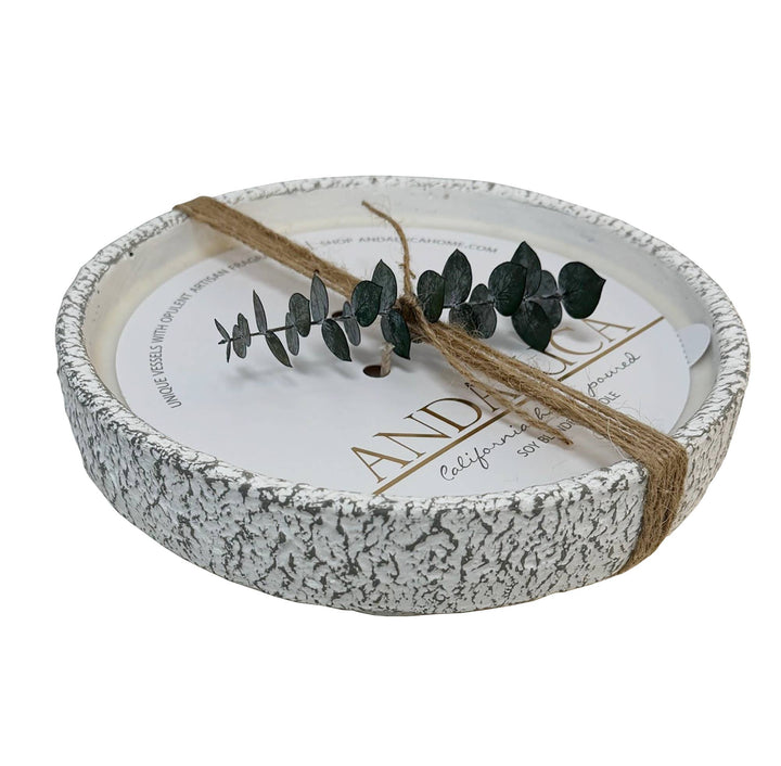 Rustic Earthenware Pedestal Candle: Cassis Vanilla Fragrance