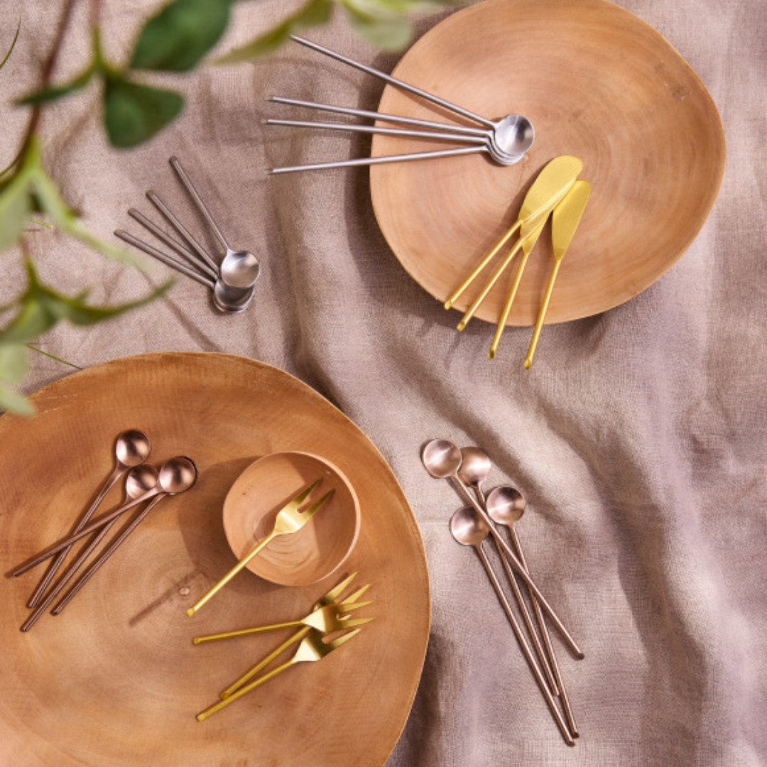 Thin Gold Small Spreader, Set of 4