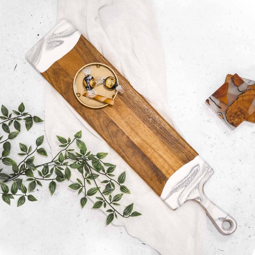 Resin Cheese board / Charcuterie Board - Baguette 5"x24": Gold Quartz