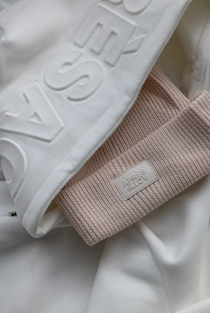 Embossed Hoodie — White: S