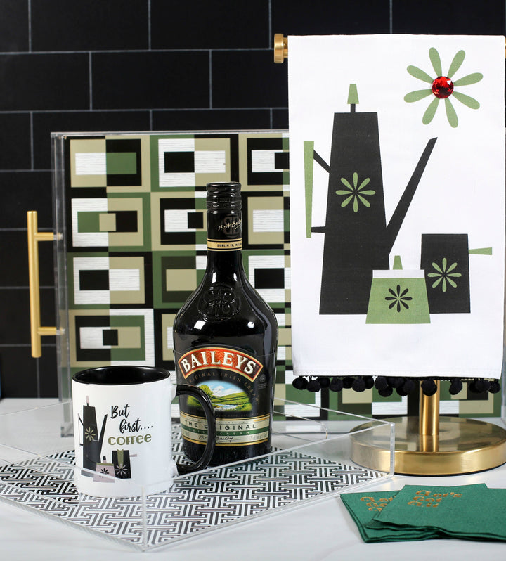 Green Square in Rectangle Acrylic Tray with Gold Handle